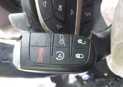 2015 Jeep Grand Cherokee Limited z USA, uszkodzony, nr VIN 1C4RJFBG8FC700177